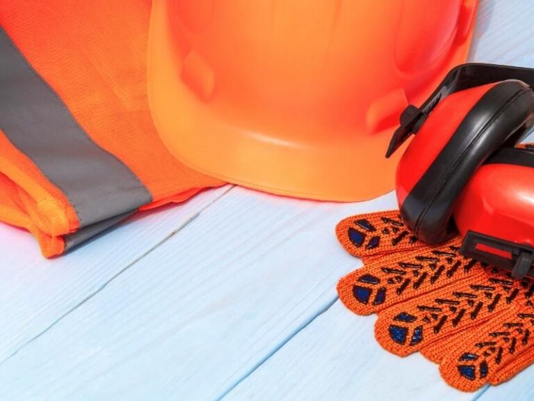 ציוד מגן לעובדים